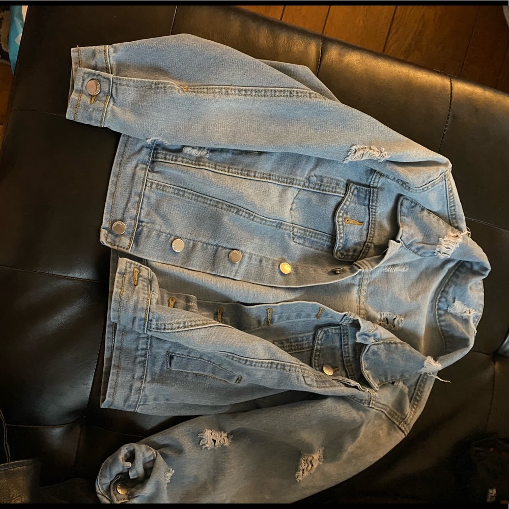 Jean ripped style jacket